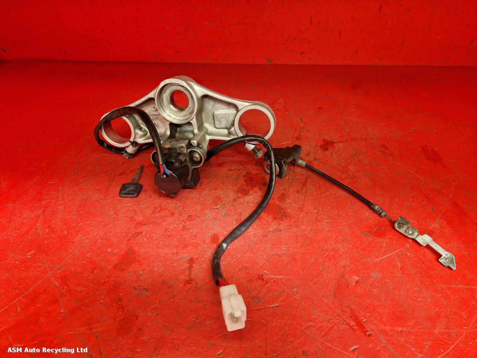 View Auto part Comp.Lock Set + Keys Honda Vtr 1000 1999