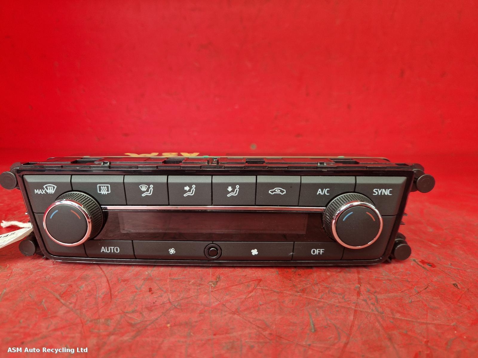 View Auto part Heater/AC Controller Seat Ibiza 2021