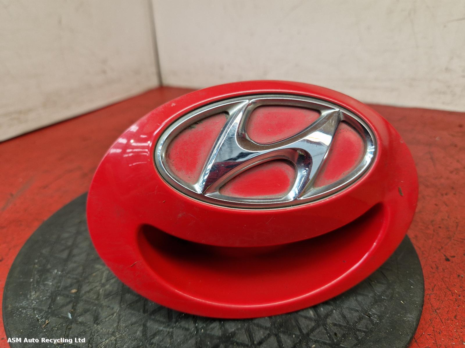 View Auto part Tailgate Handle Hyundai I20 2012