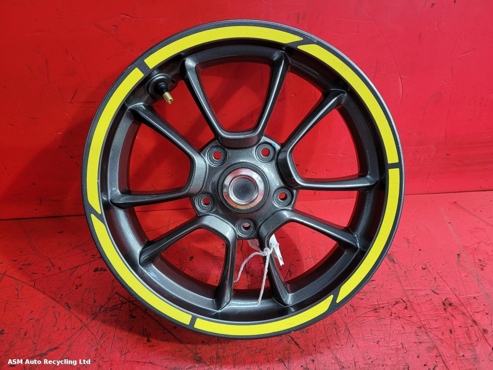View Auto part Wheel Vespa Elettrica 2021