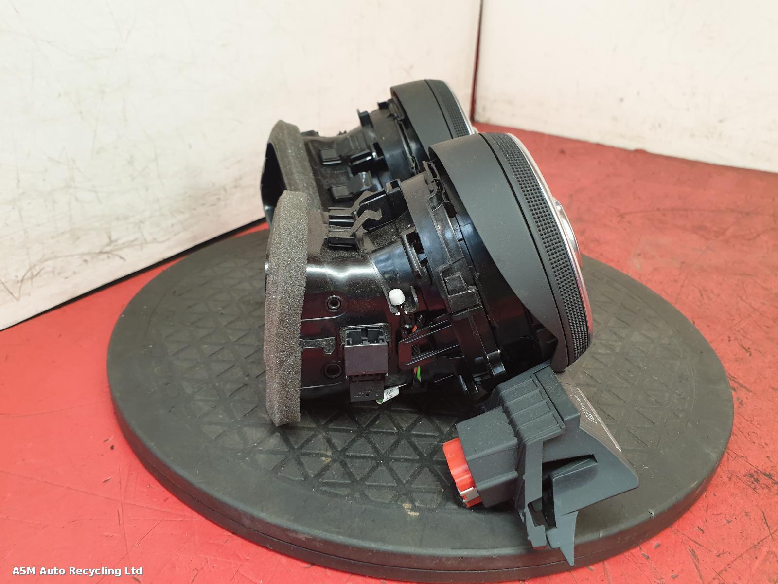 View Auto part Heater/AC Controller Audi Tt 2016