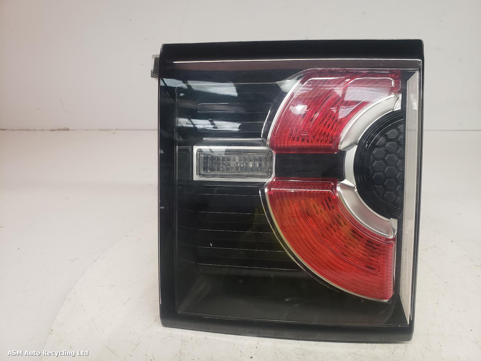 View Auto part R Taillight Land Rover Discovery Sport 2018