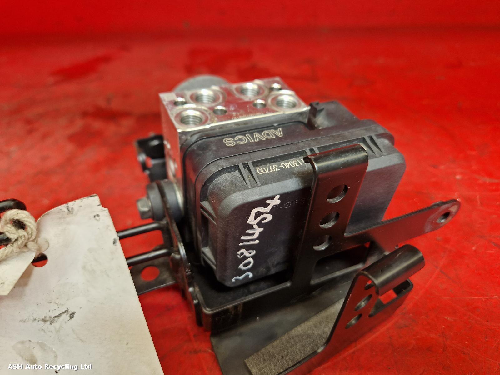 View Auto part ABS Pump/Modulator Yamaha Tracer 700 2021