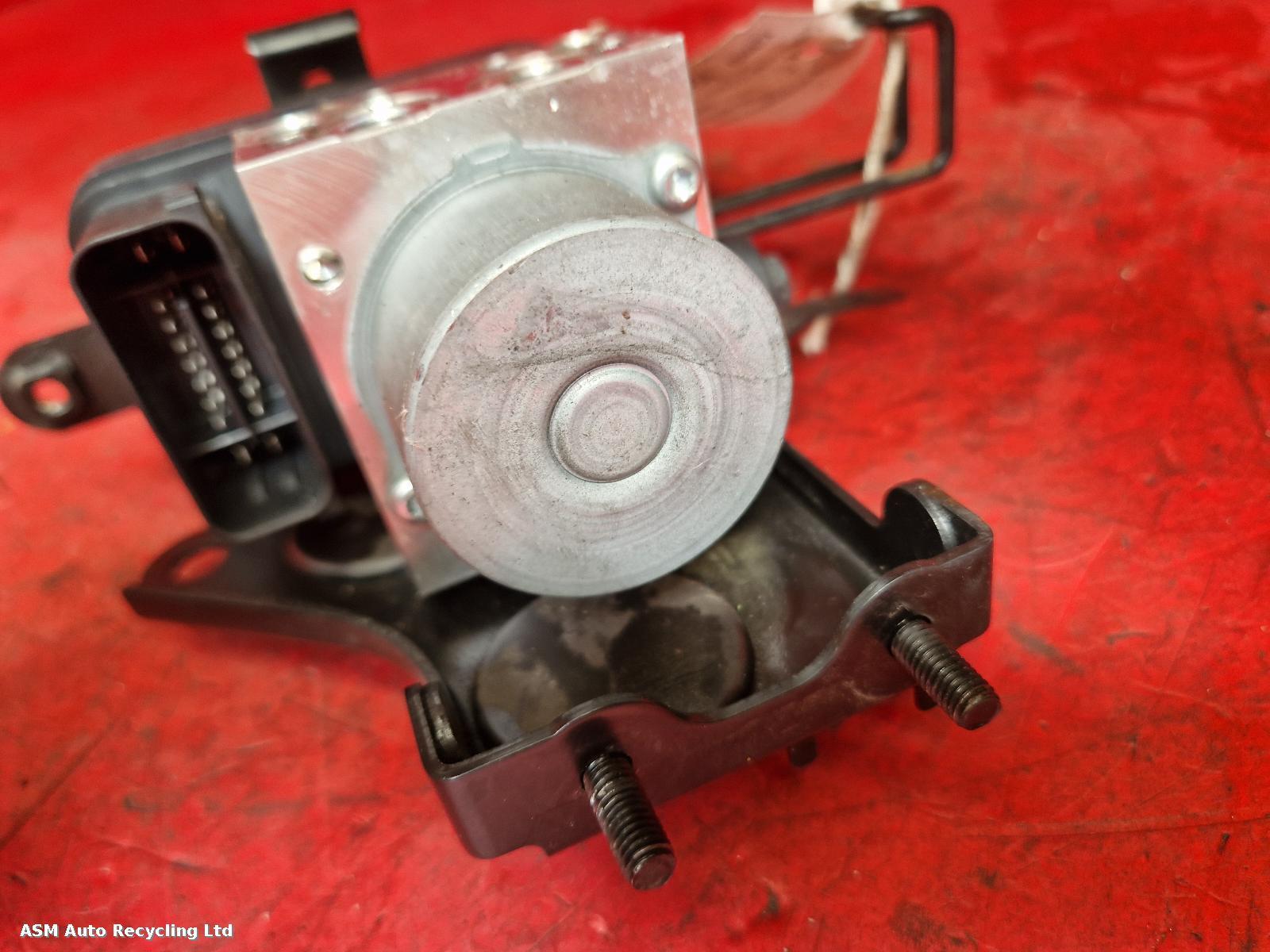 View Auto part ABS Pump/Modulator Yamaha Tracer 700 2021