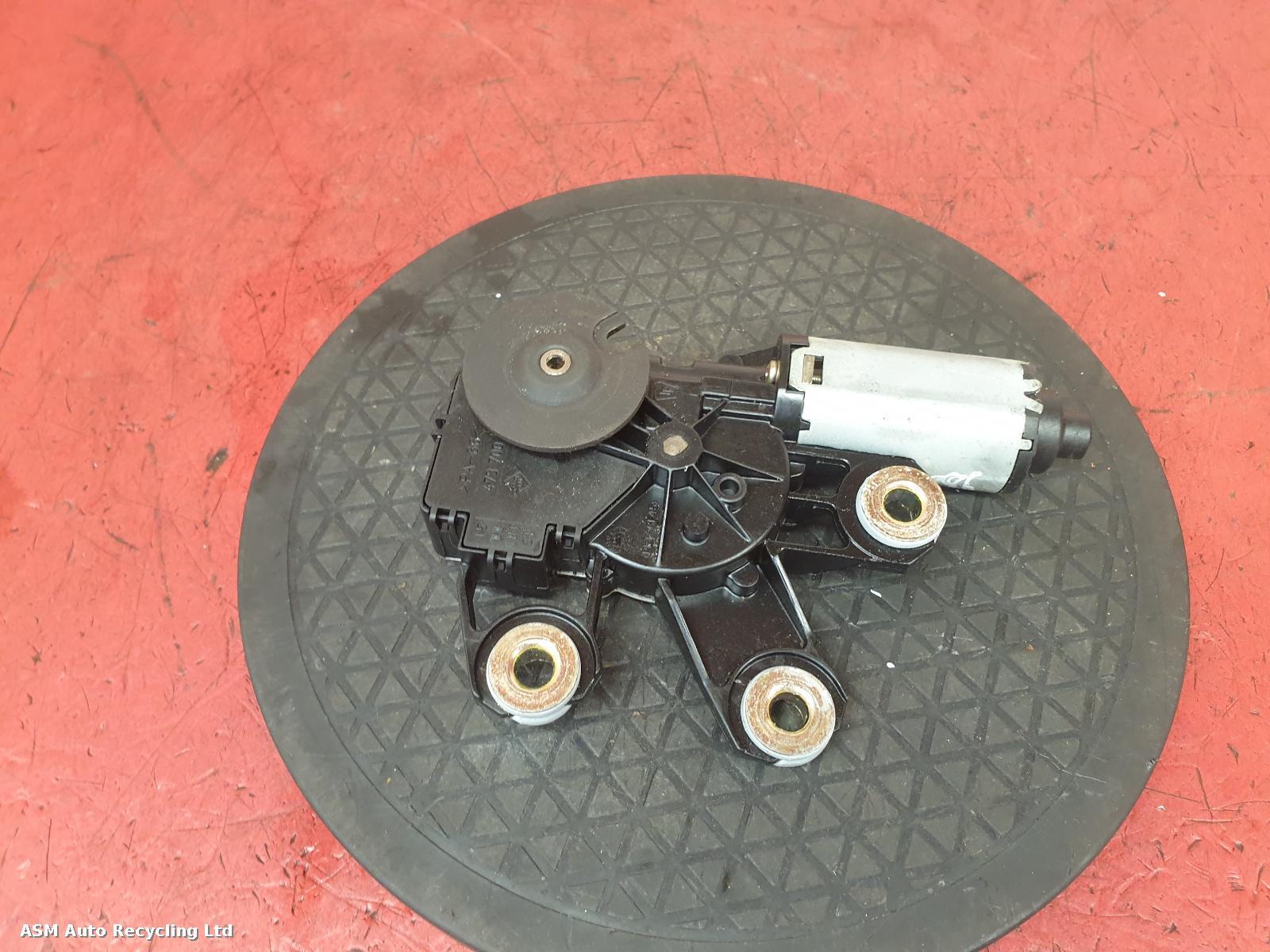 View Auto part Wiper Motor Rear Porsche Cayenne 2003