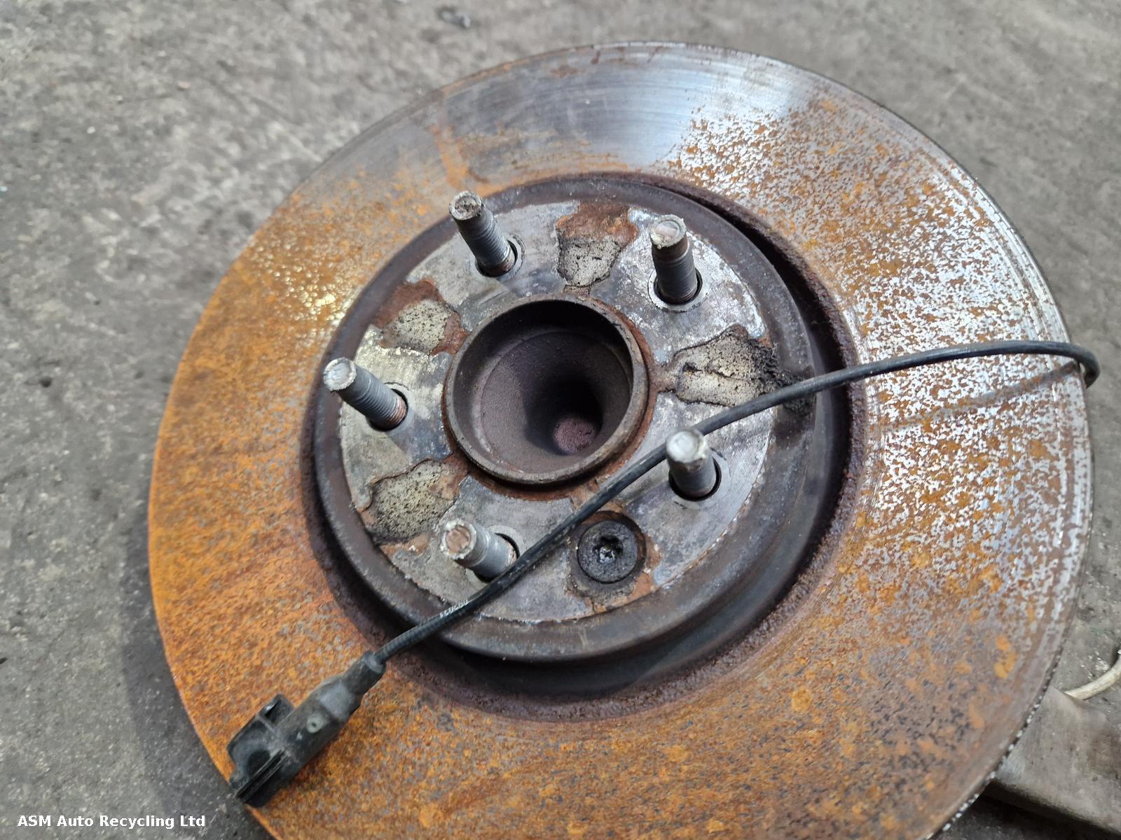 View Auto part RF Hub/Stub Axle Assembly Jaguar Xe 2015