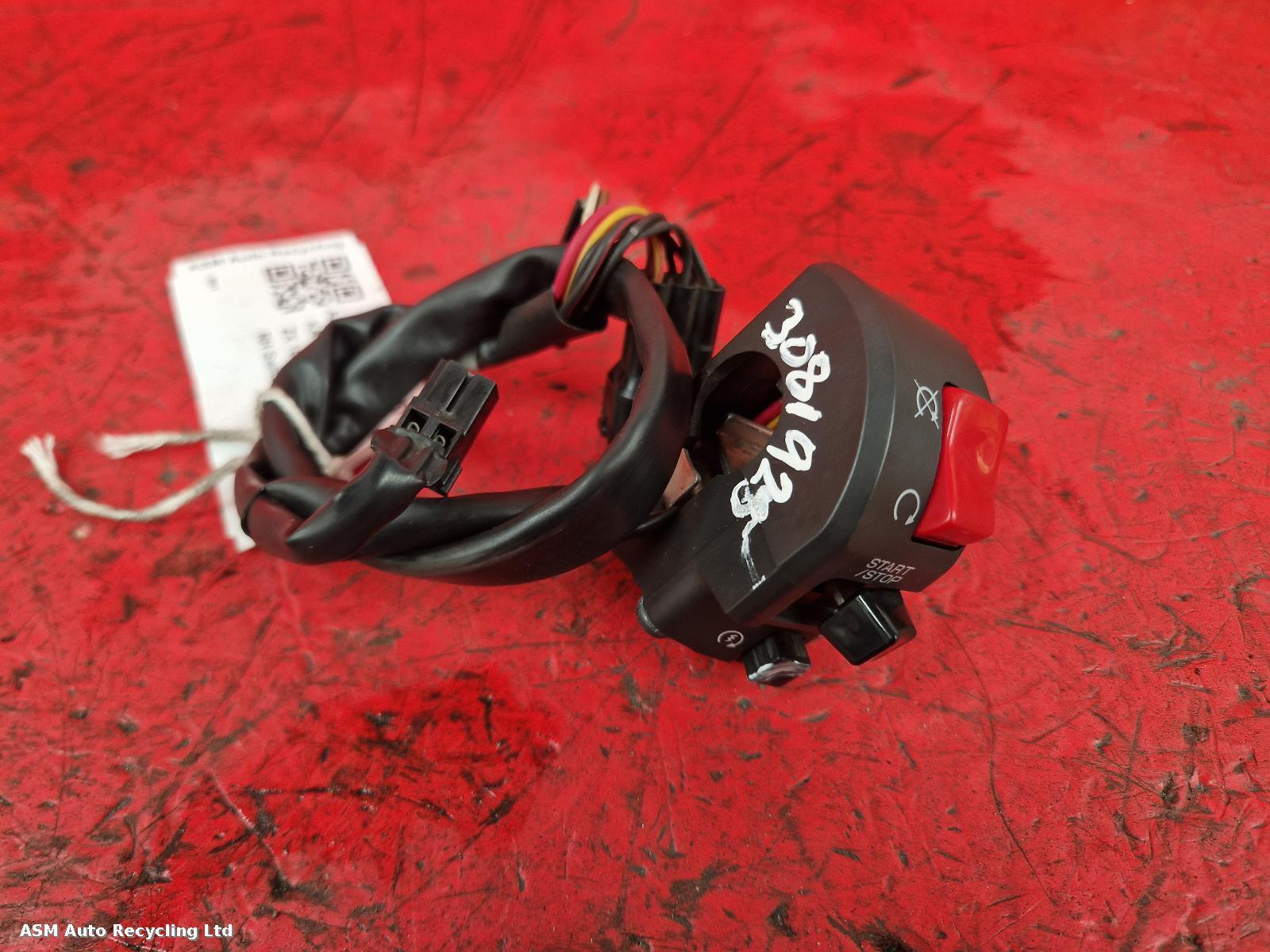 View Auto part RH Switch Gear Kawasaki Zx 10r 2009