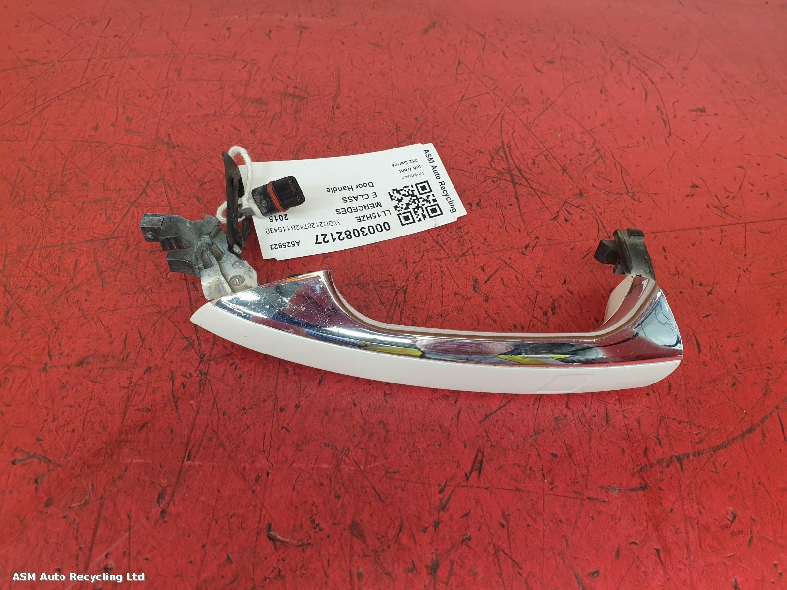 View Auto part Door Handle Mercedes E Class 2015