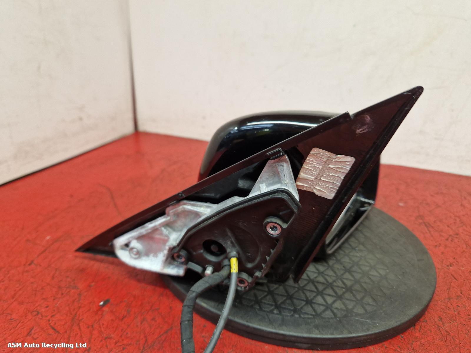 View Auto part R Door Mirror Mercedes E Class 2015