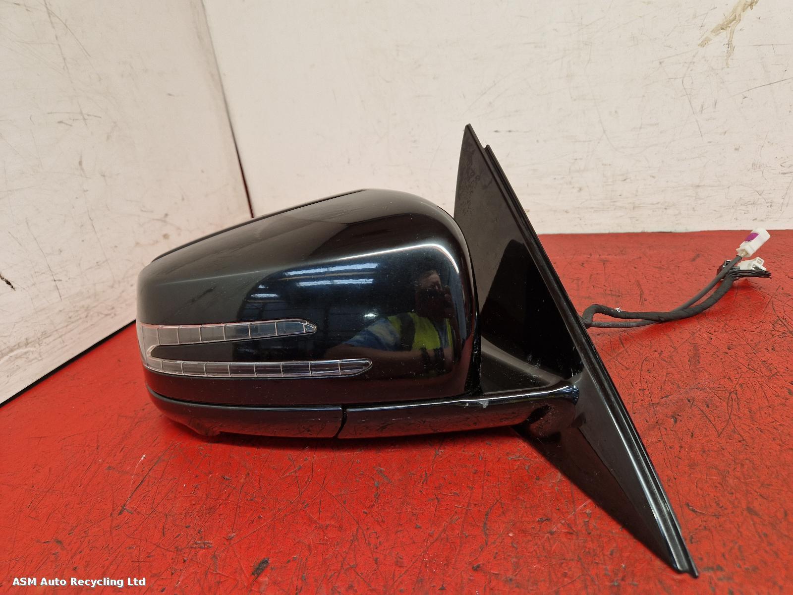 View Auto part R Door Mirror Mercedes E Class 2015