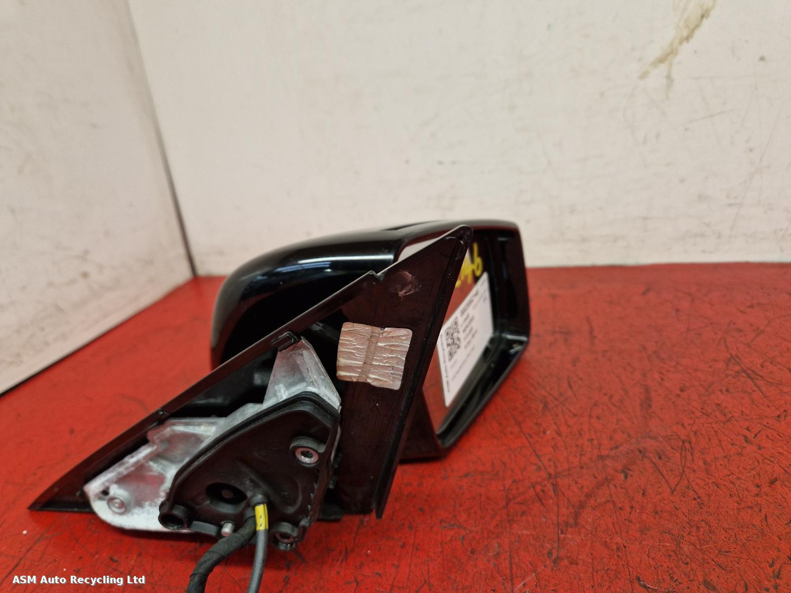 View Auto part R Door Mirror Mercedes E Class 2015
