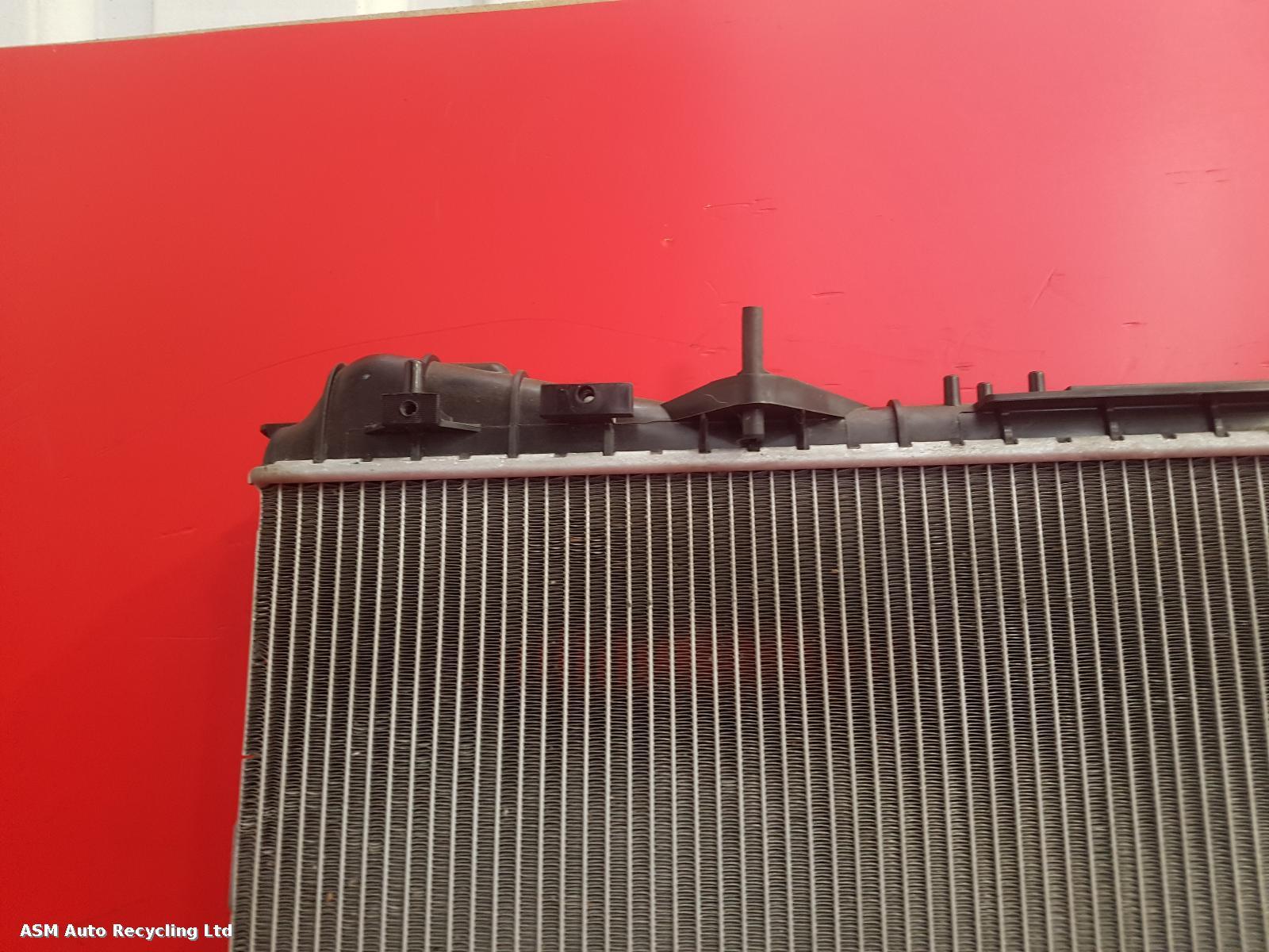 View Auto part Radiator Land Rover Range Rover Sport 2019