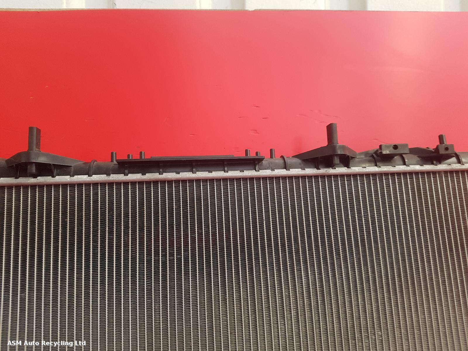 View Auto part Radiator Land Rover Range Rover Sport 2019