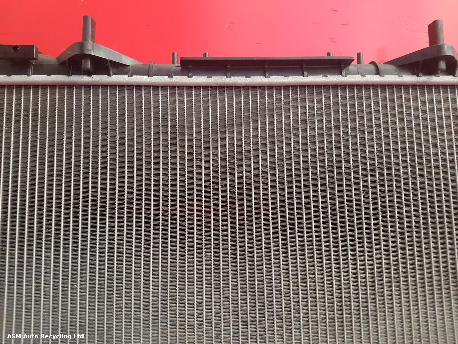View Auto part Radiator Land Rover Range Rover Sport 2019