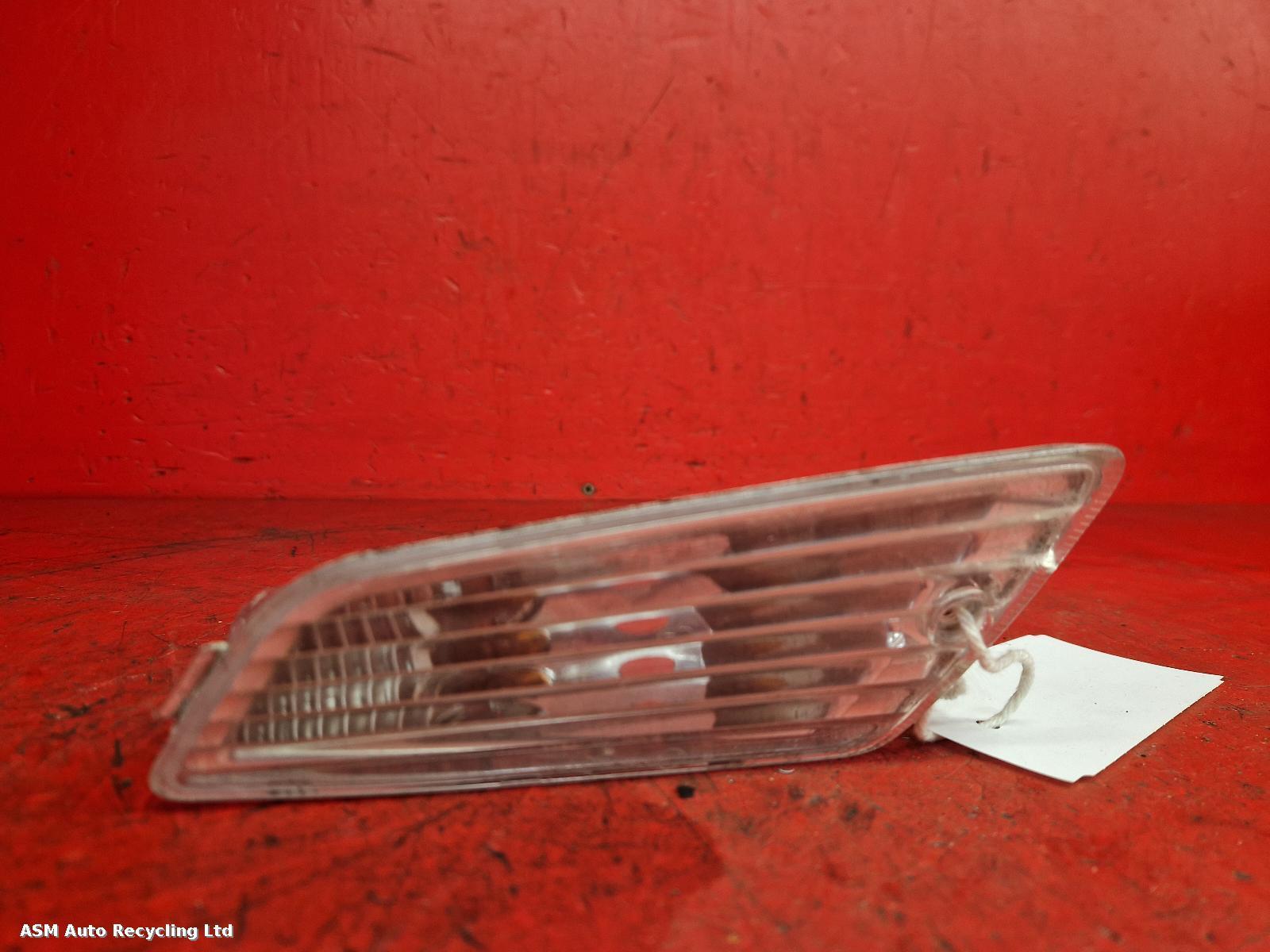 View Auto part R Repeater Lamp Piaggio Vespa Gts 125 2011