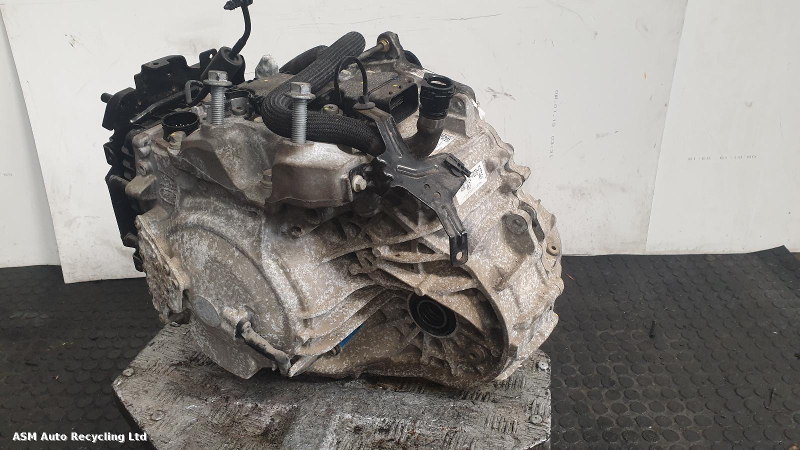 View Auto part Gearbox Land Rover Range Rover Evoque 2019