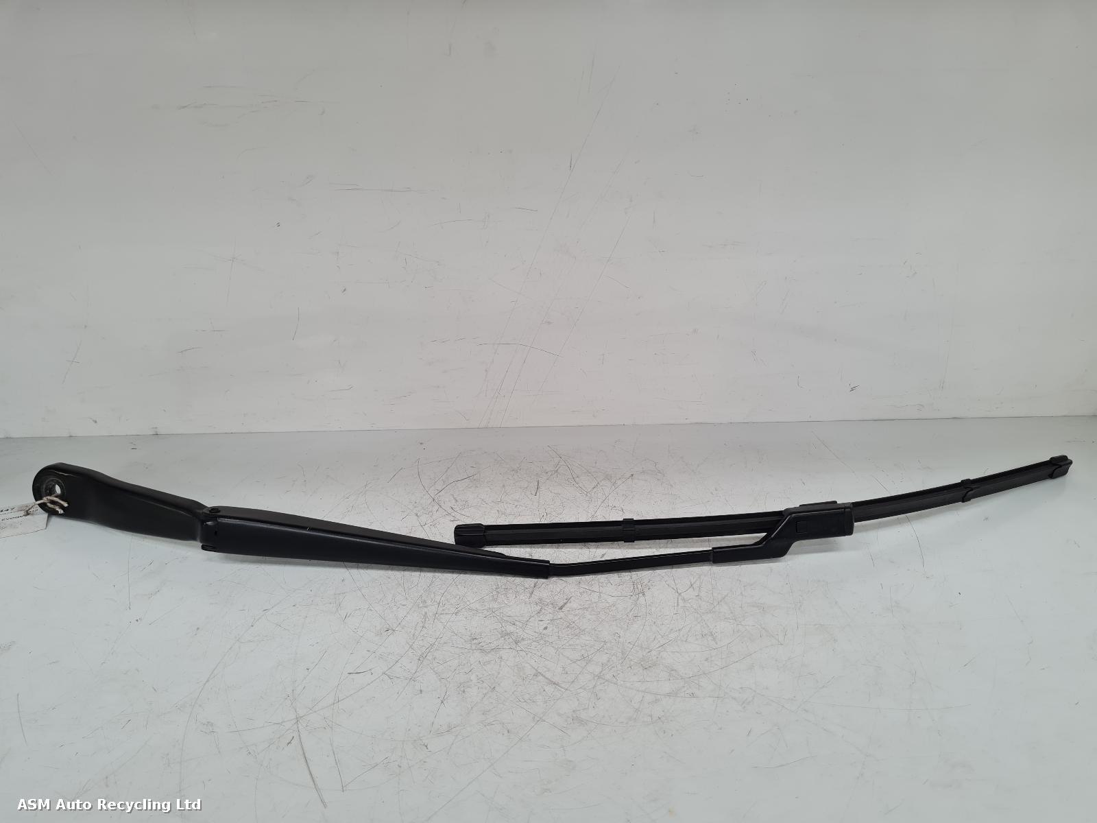 View Auto part Wiper Arm Land Rover Range Rover Evoque 2019