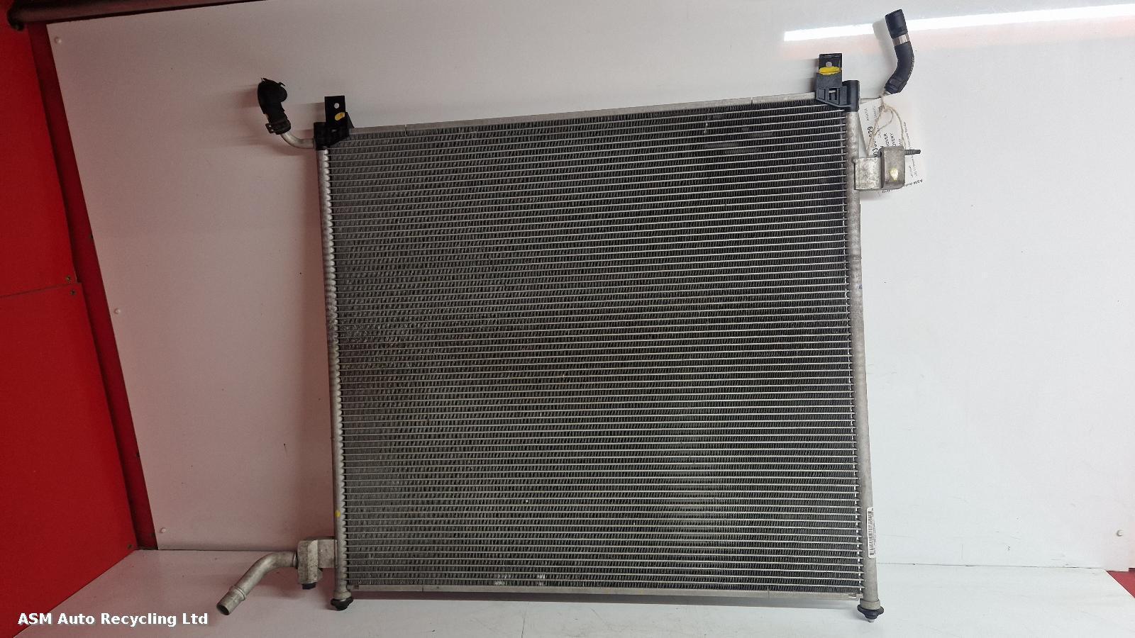 View Auto part Radiator Land Rover Discovery 2020