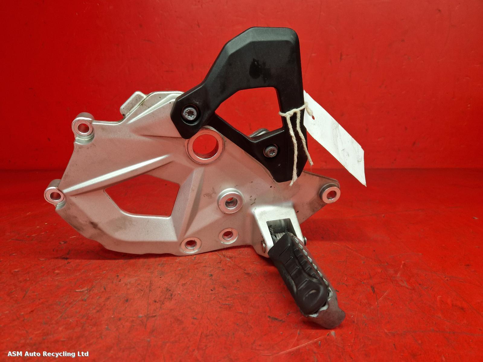 View Auto part Left Footrest Bmw F750 Gs 2021