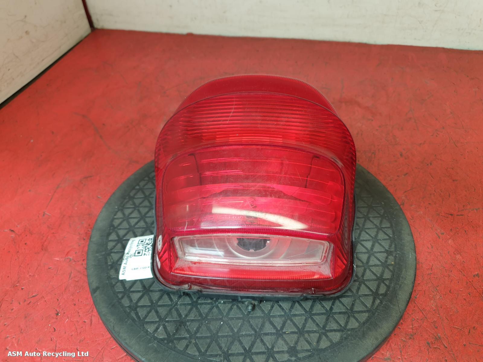 View Auto part Taillight Honda Cbr 1100 X-4 2004