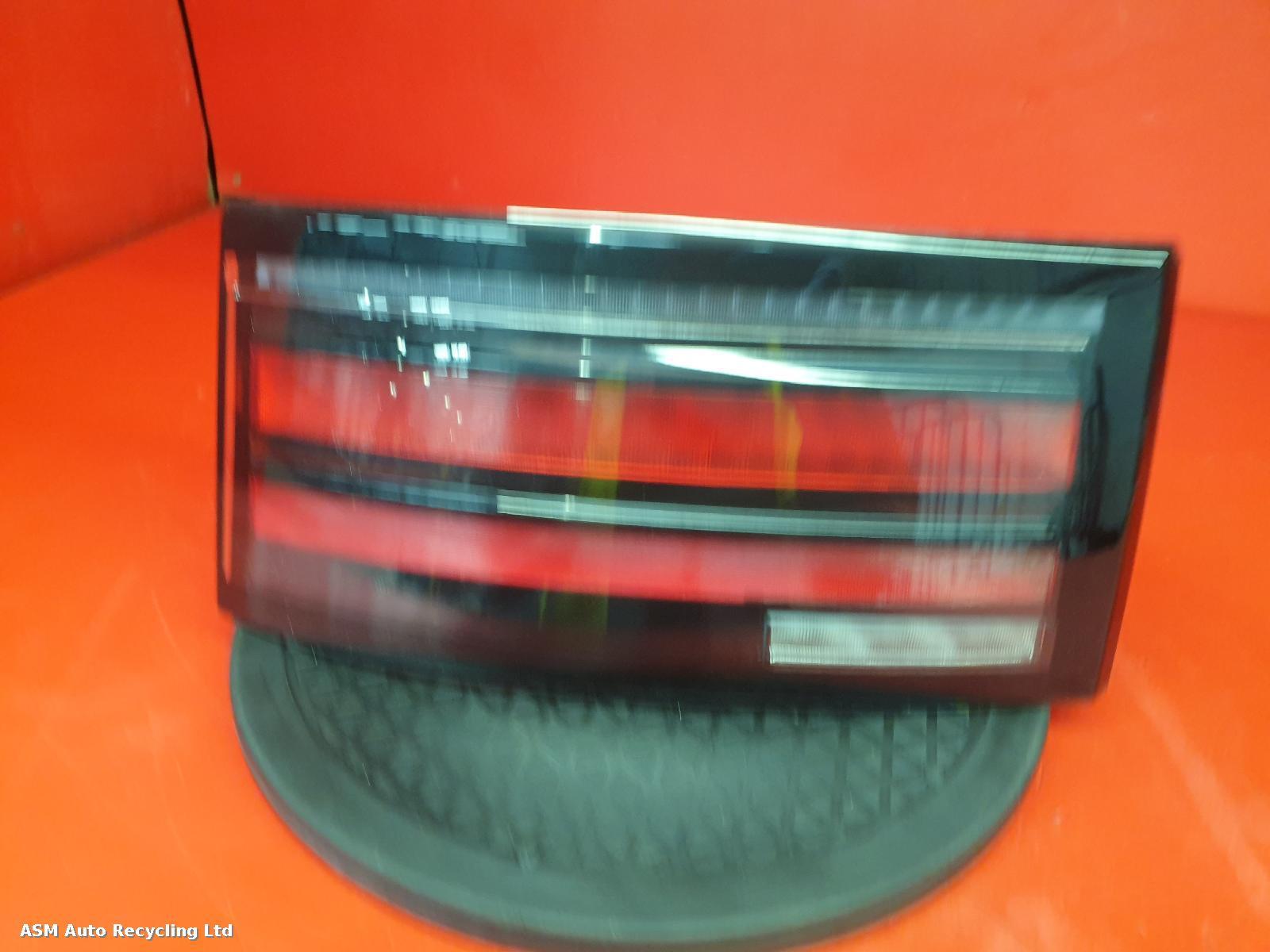 View Auto part L Taillight Land Rover Discovery 2023