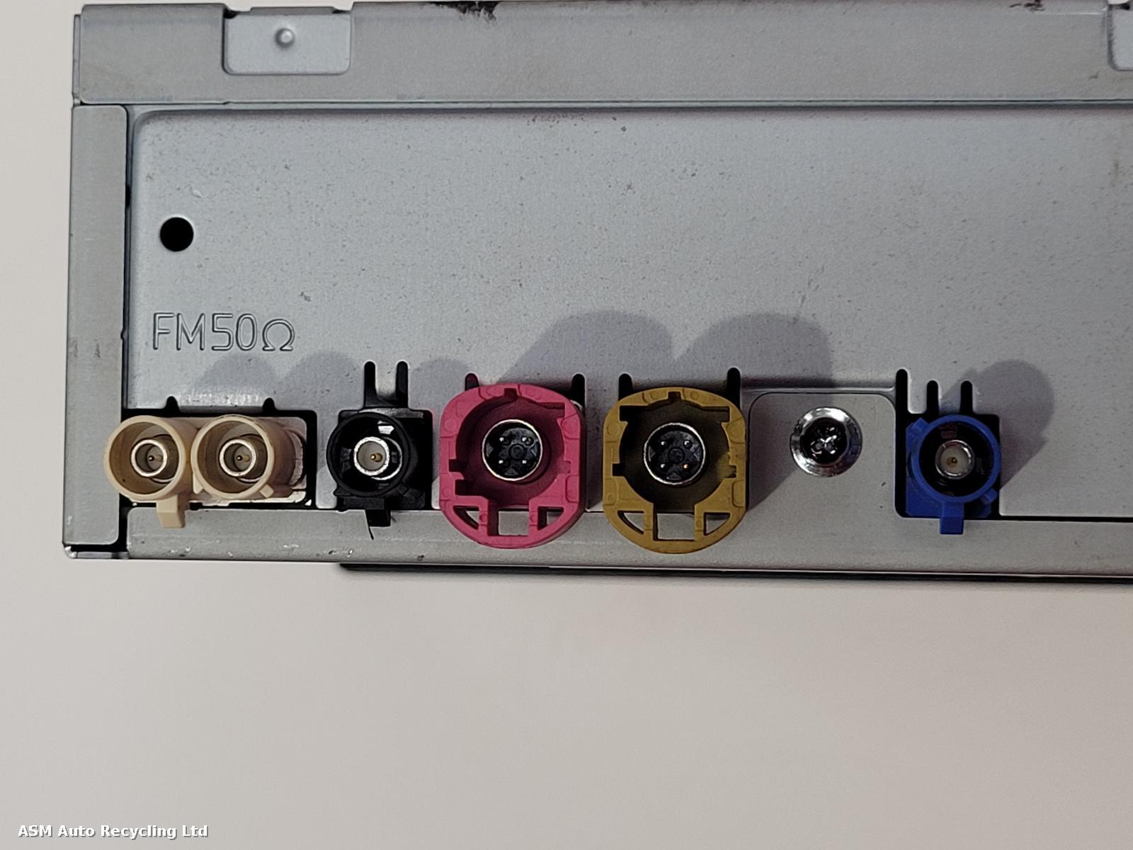 View Auto part CD Changer Seat Leon 2014