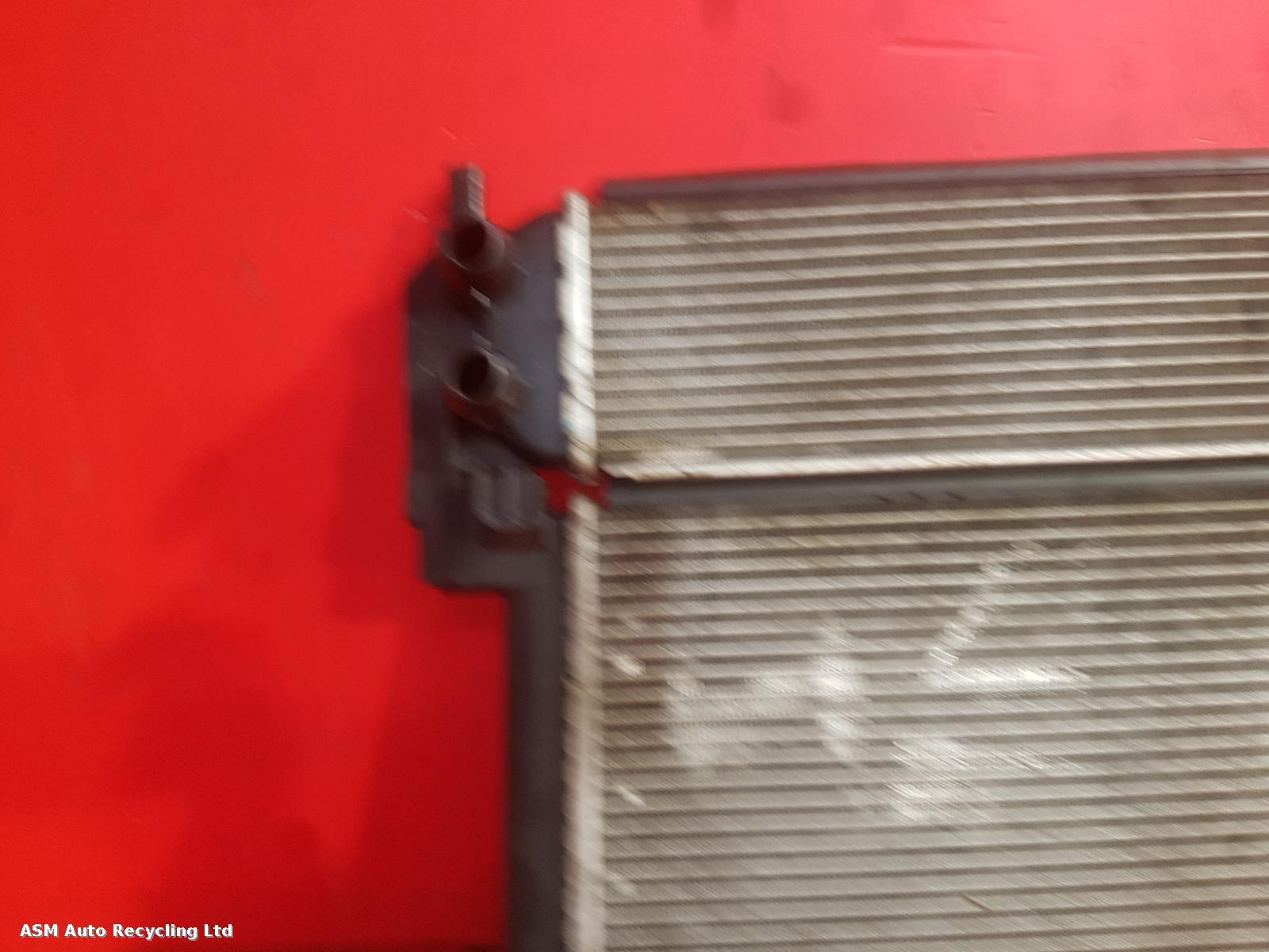 View Auto part Radiator Audi A3 2015