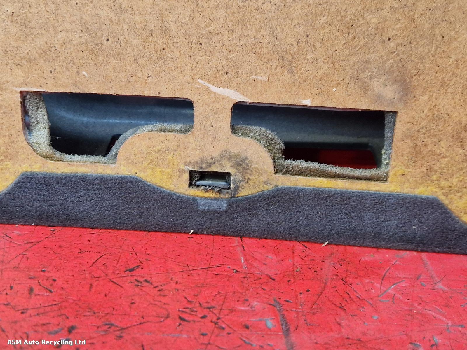 View Auto part Door Panel Ford Orion 1985