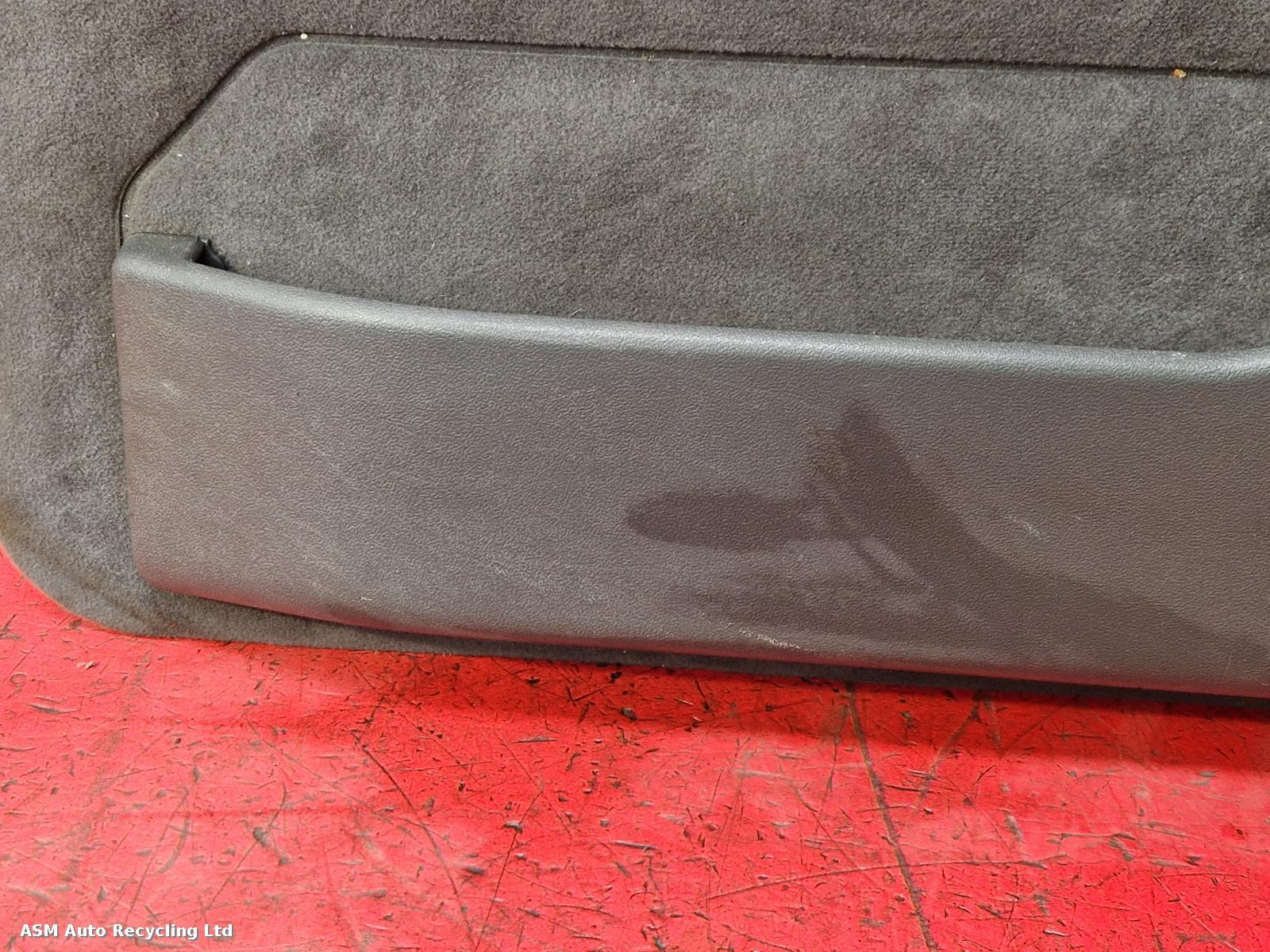View Auto part Door Panel Ford Orion 1985