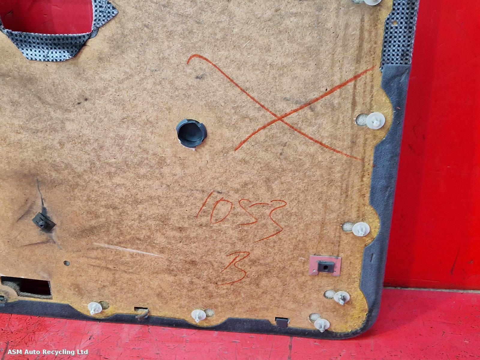 View Auto part Door Panel Ford Orion 1985