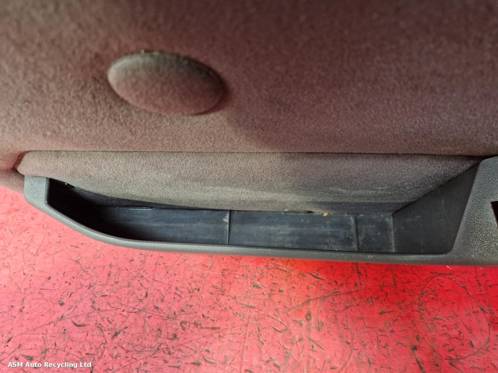 View Auto part Door Panel Ford Orion 1985