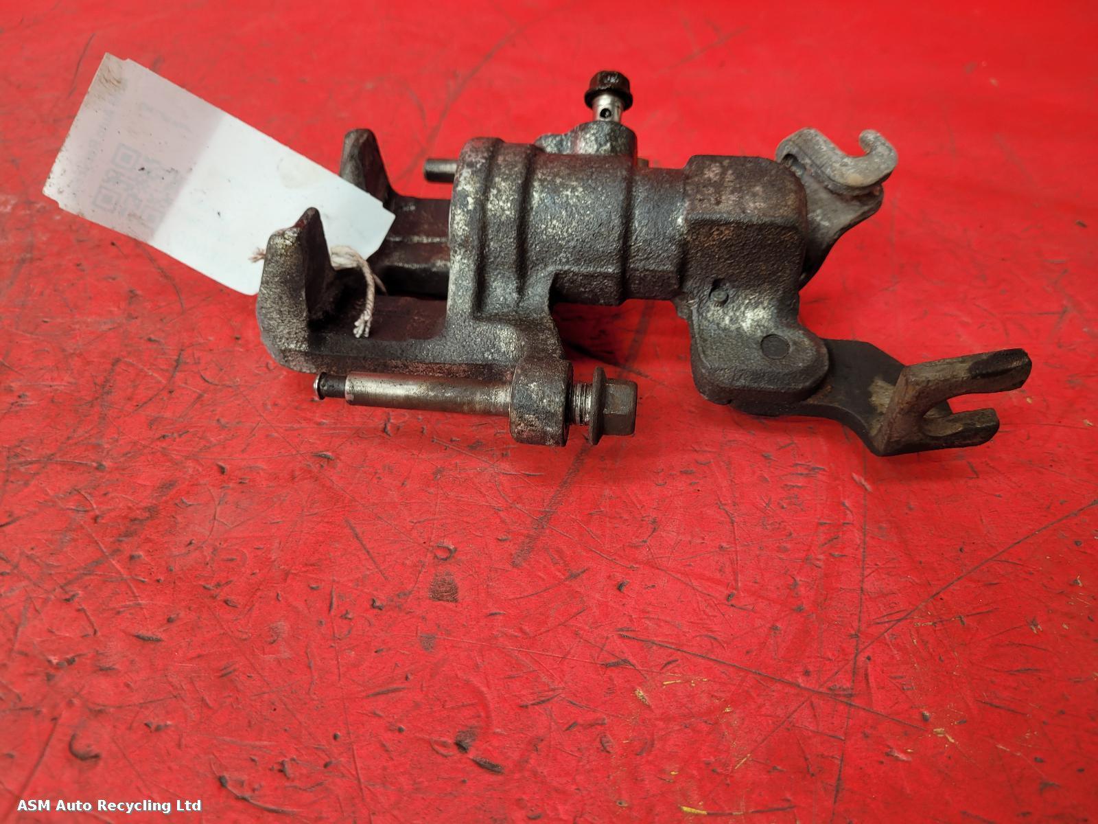 View Auto part Caliper Mazda 6  2010