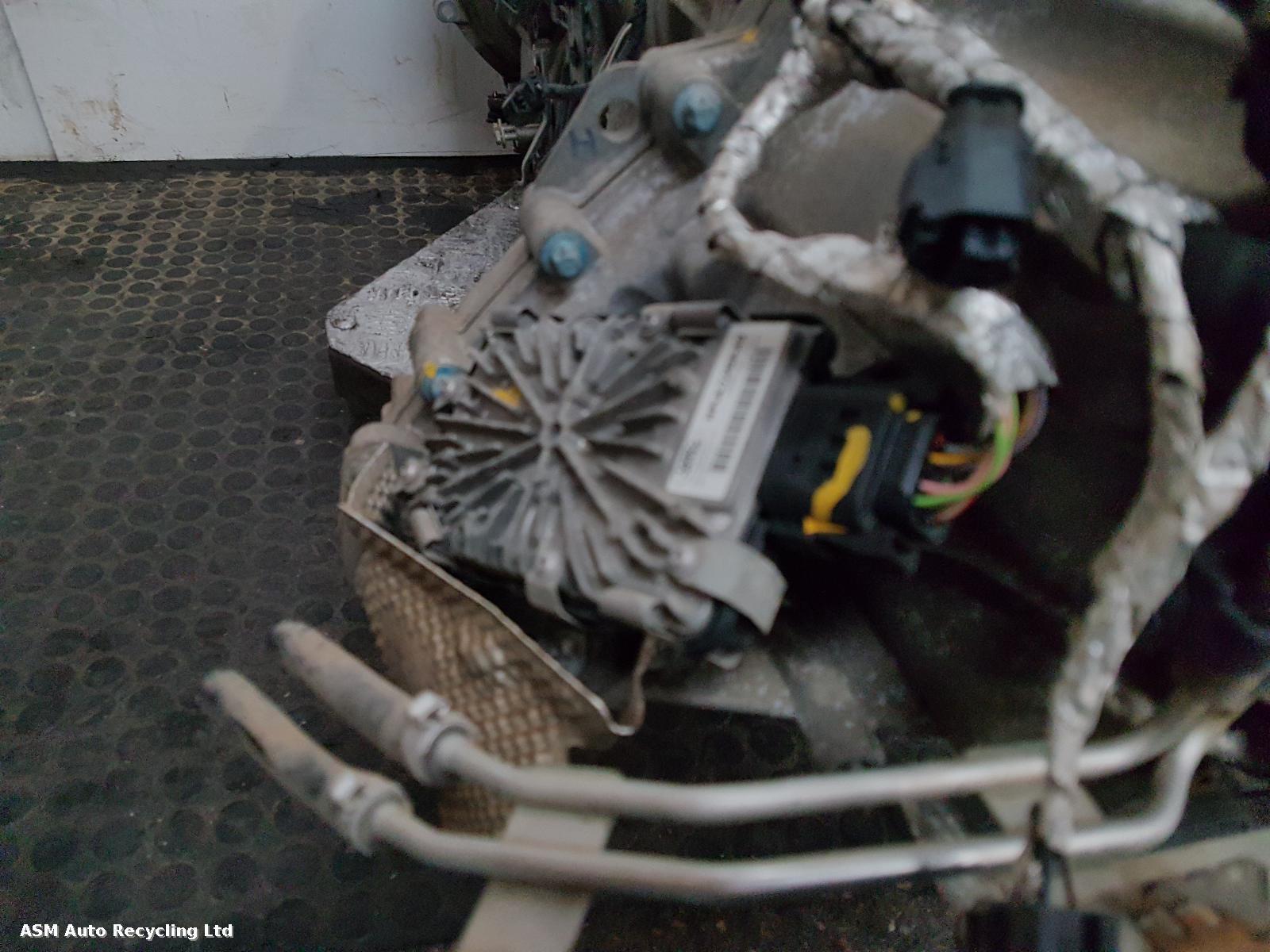 View Auto part Gearbox Land Rover Range Rover Sport 2019