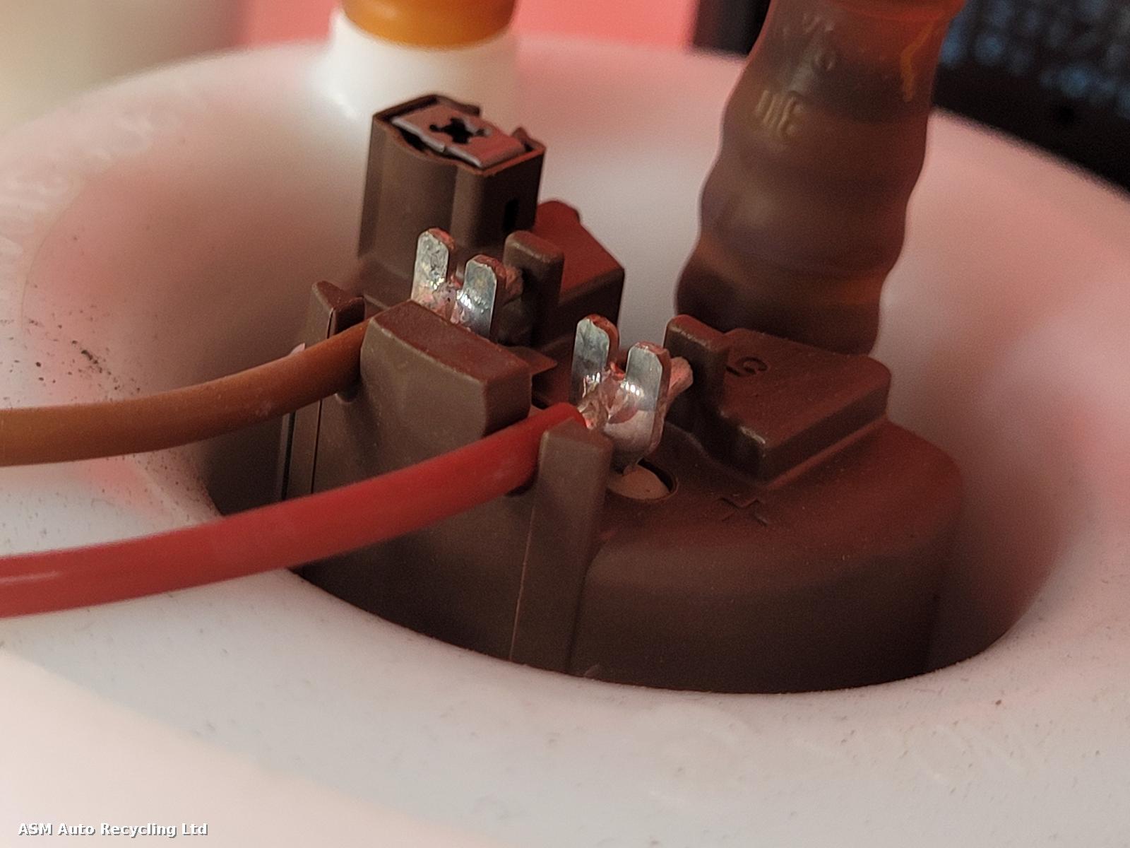 View Auto part Fuel Pump Peugeot 207 2011