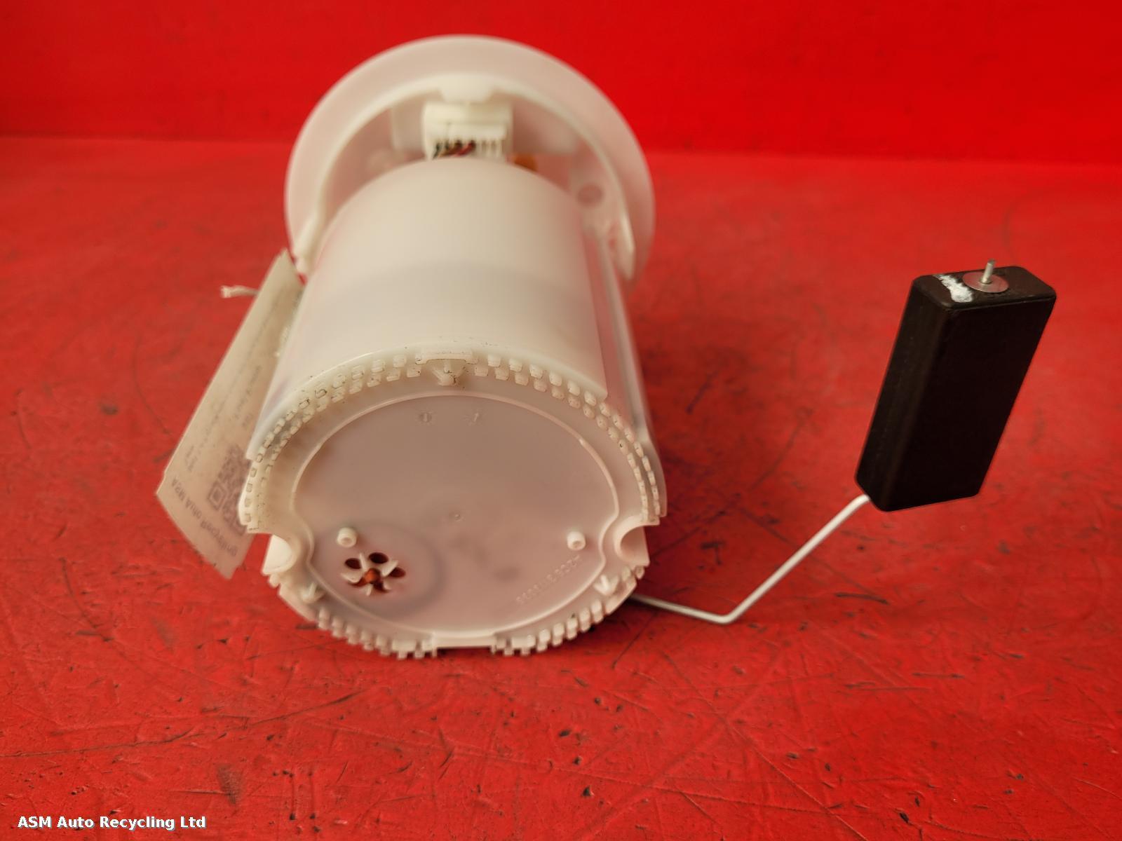 View Auto part Fuel Pump Peugeot 207 2011