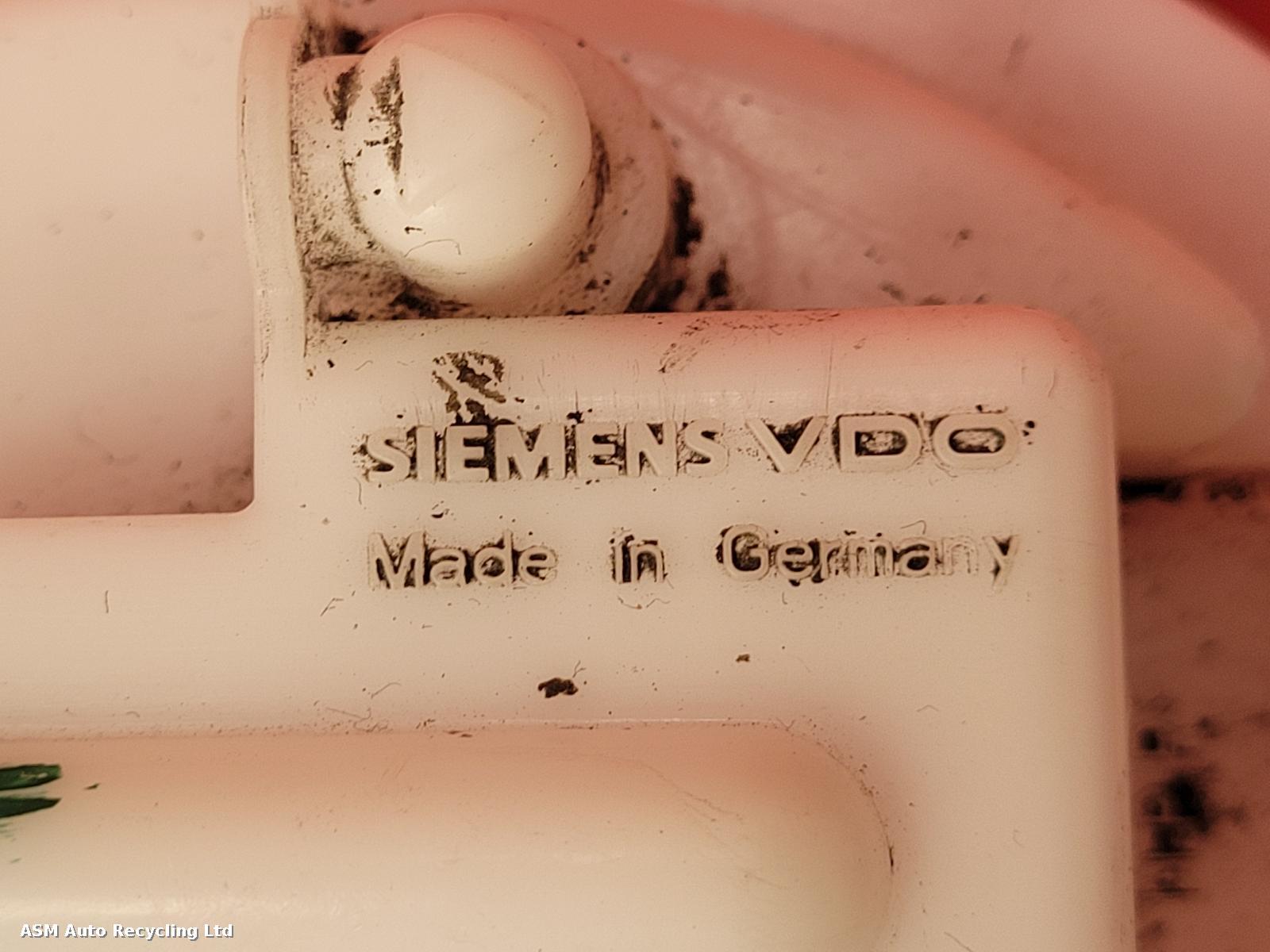 View Auto part Fuel Pump Peugeot 207 2011