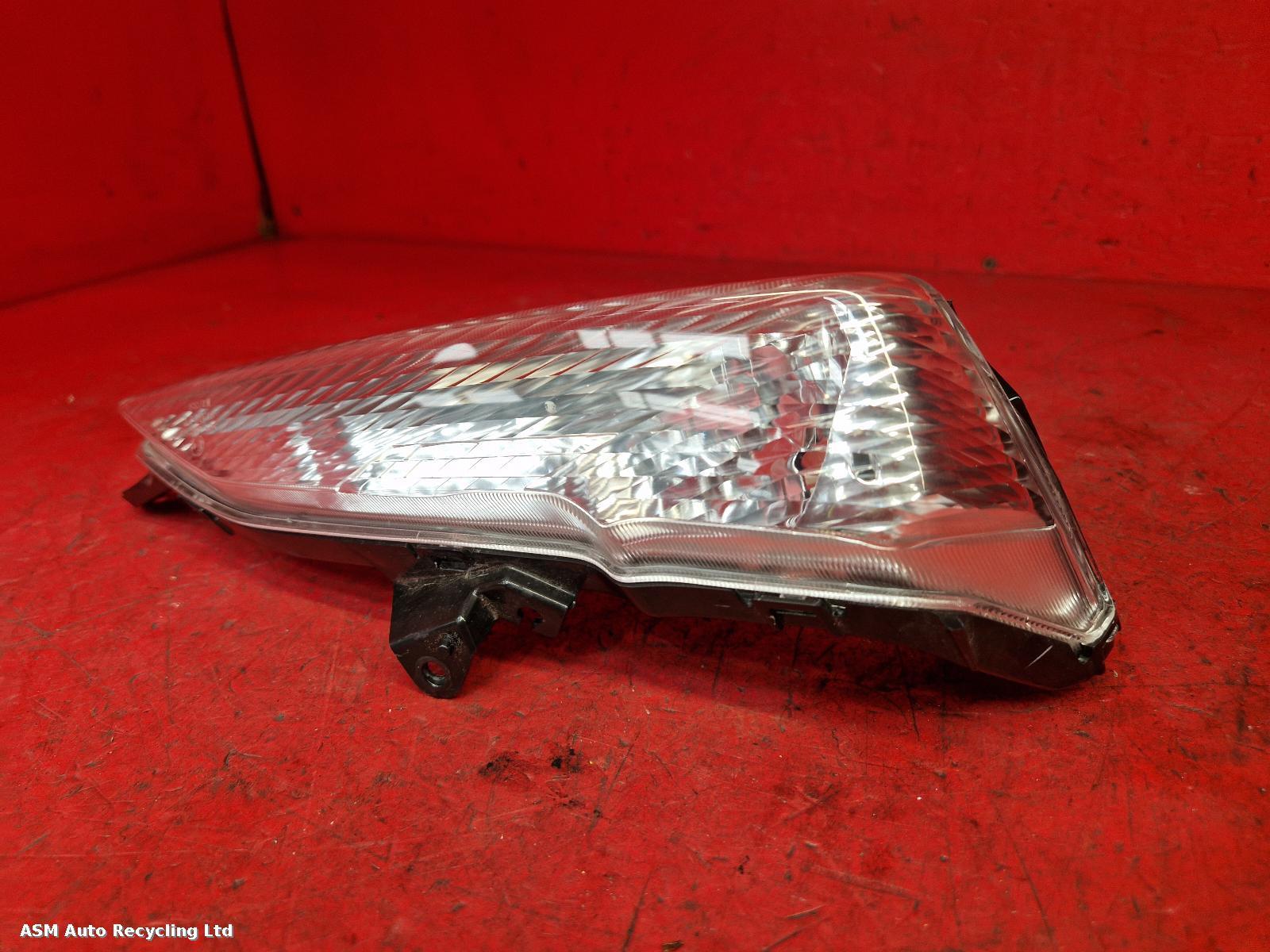 View Auto part R Repeater Lamp Yamaha Tricity 125 2021