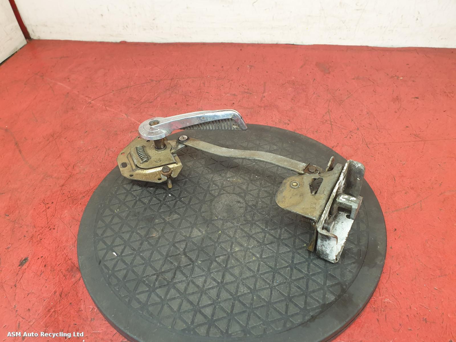 View Auto part Door Lock Assembly Bedford Cf Van 1972