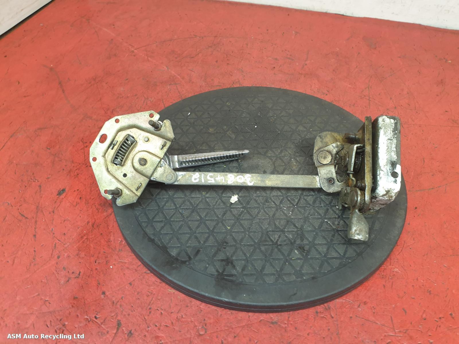 View Auto part Door Lock Assembly Bedford Cf Van 1972
