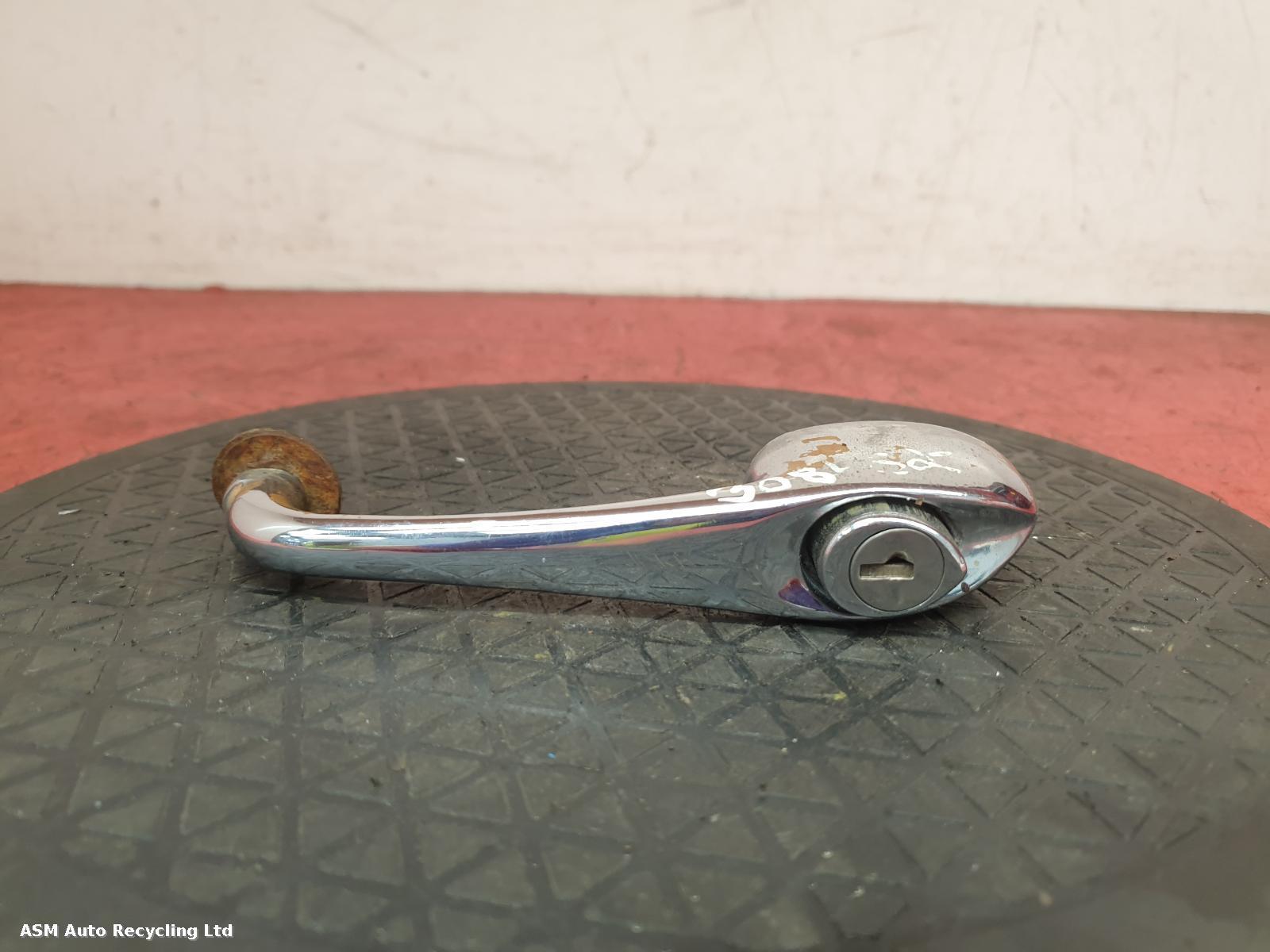 View Auto part Door Handle Bedford Cf Van 1972