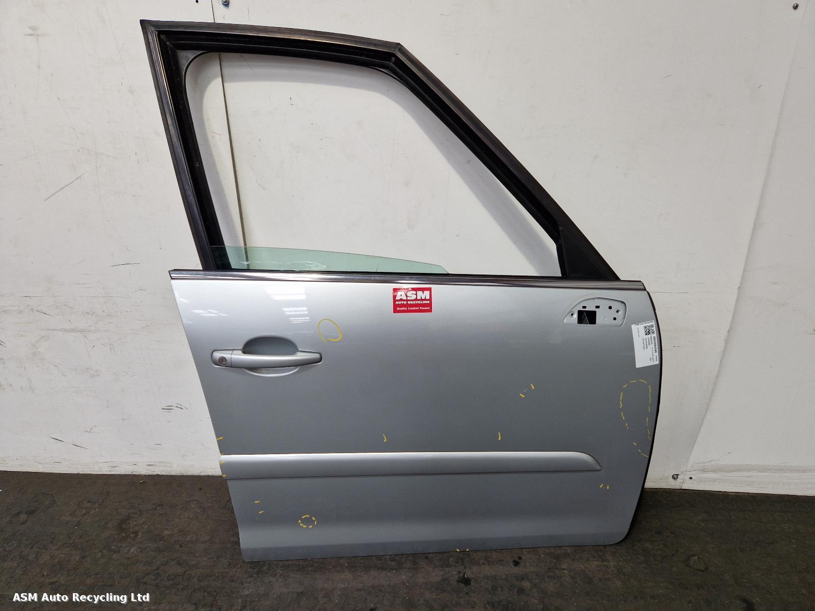 View Auto part R Front Door Citroen C4 Picasso 2011