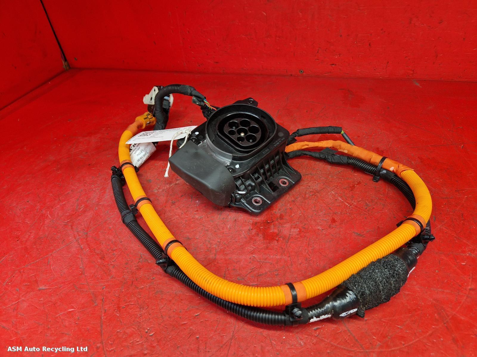 View Auto part Misc Volvo Xc40 2023