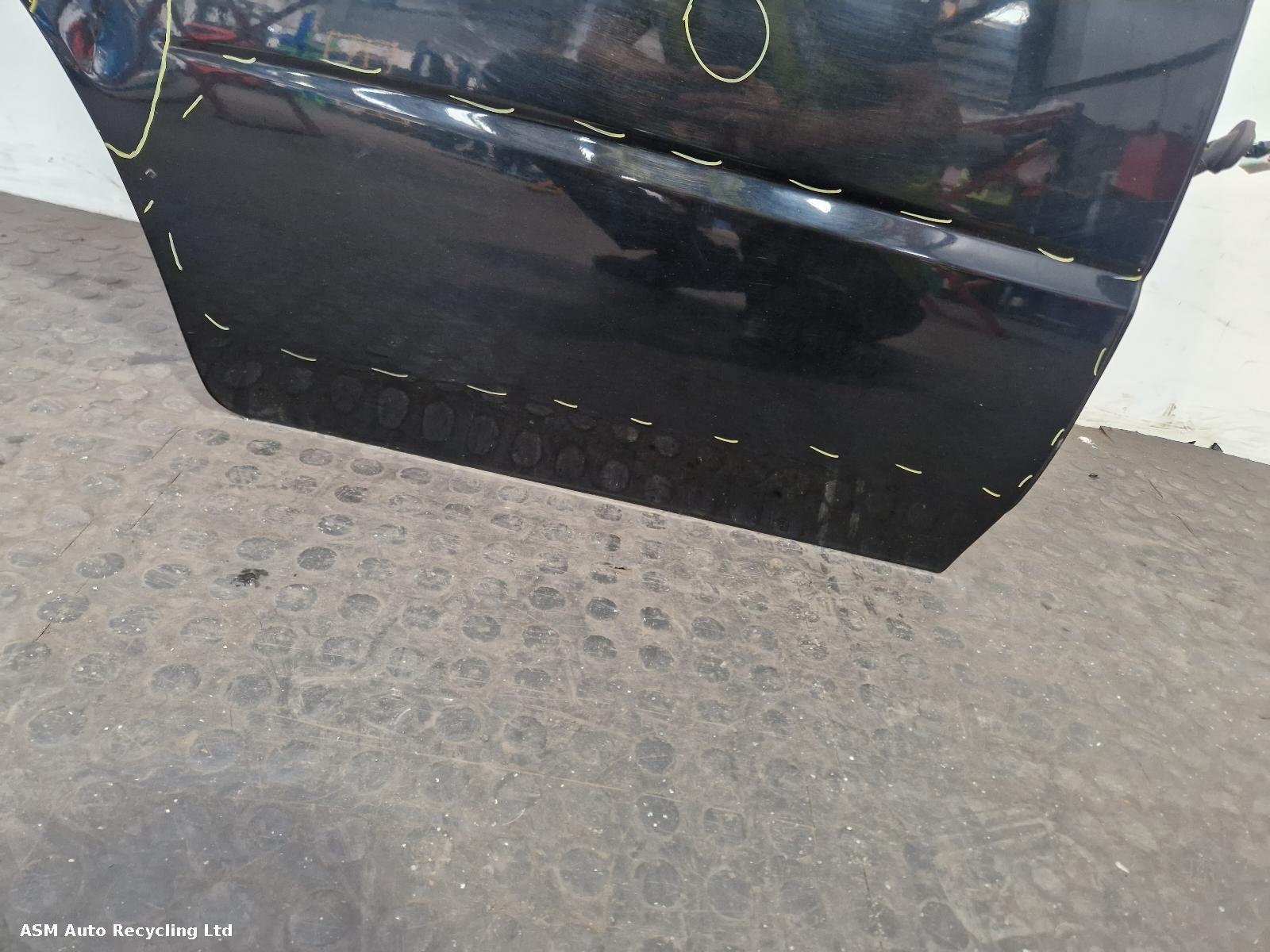 View Auto part R Rear Door Subaru Impreza 2005