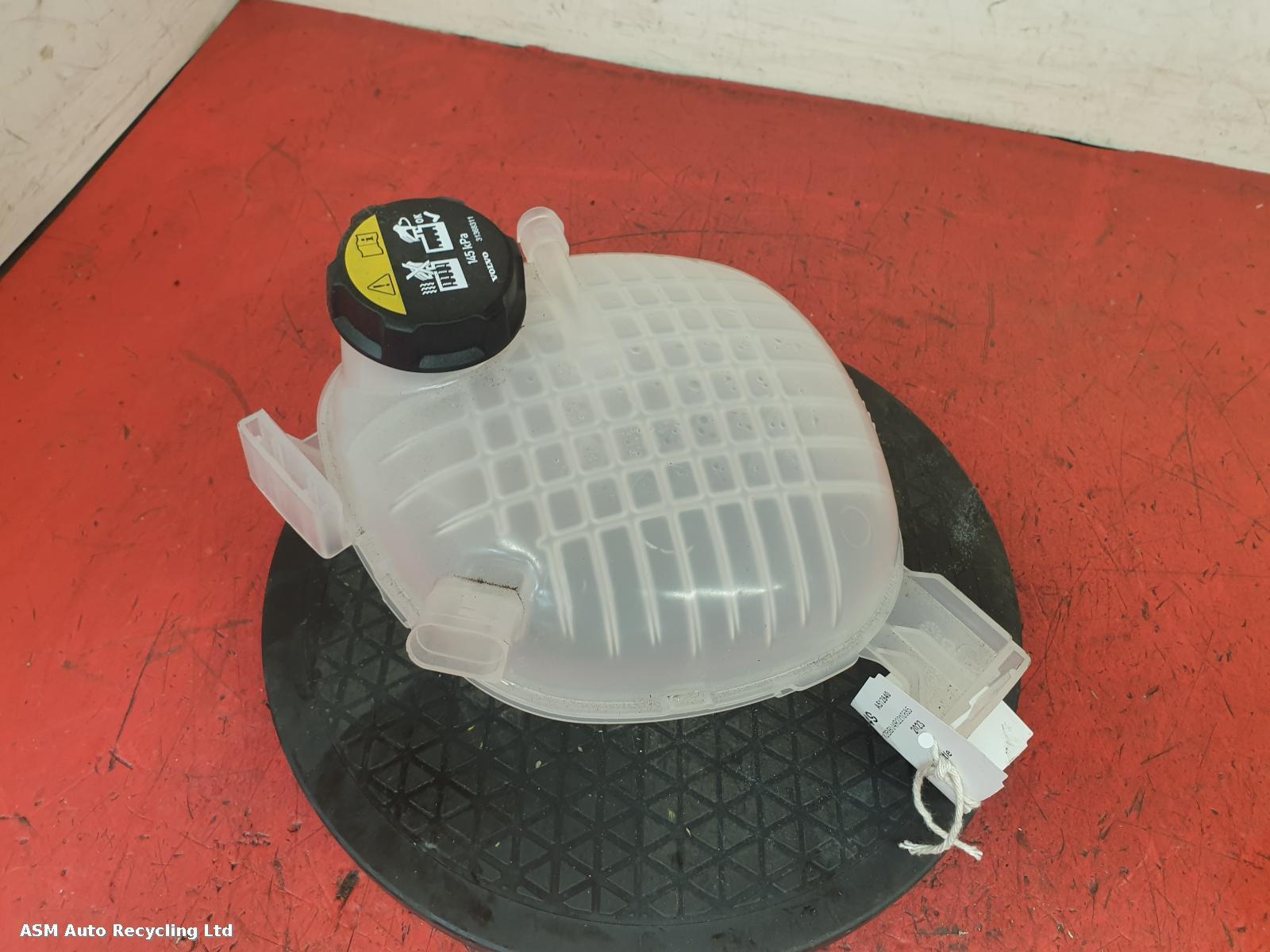 View Auto part Overflow Bottle Volvo Xc40 2023