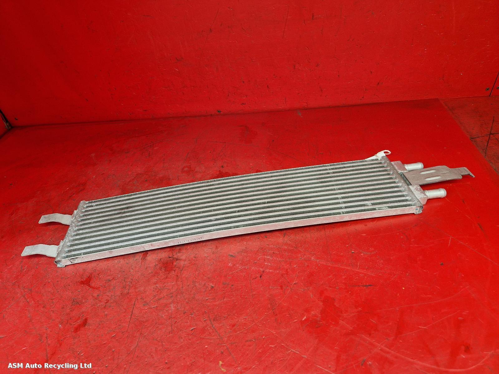 View Auto part Radiator Volvo Xc40 2023