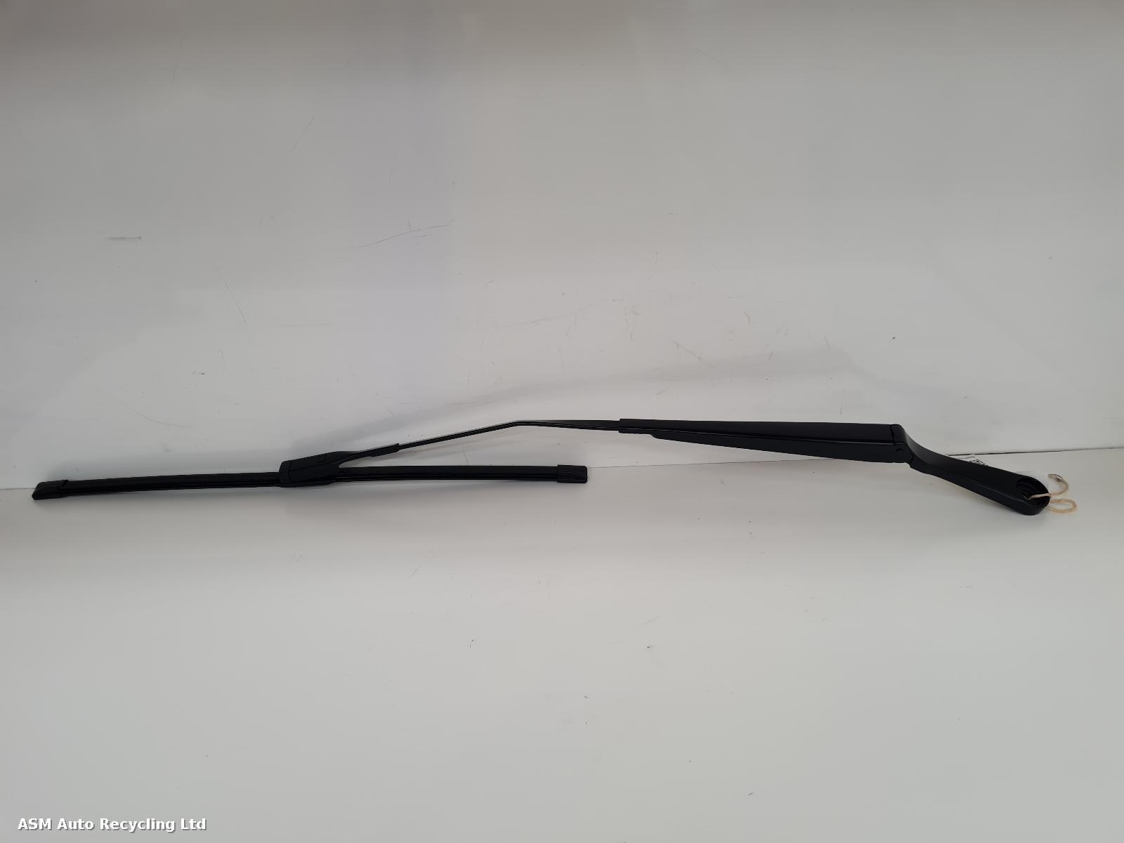 View Auto part Wiper Arm Land Rover Range Rover Evoque 2019