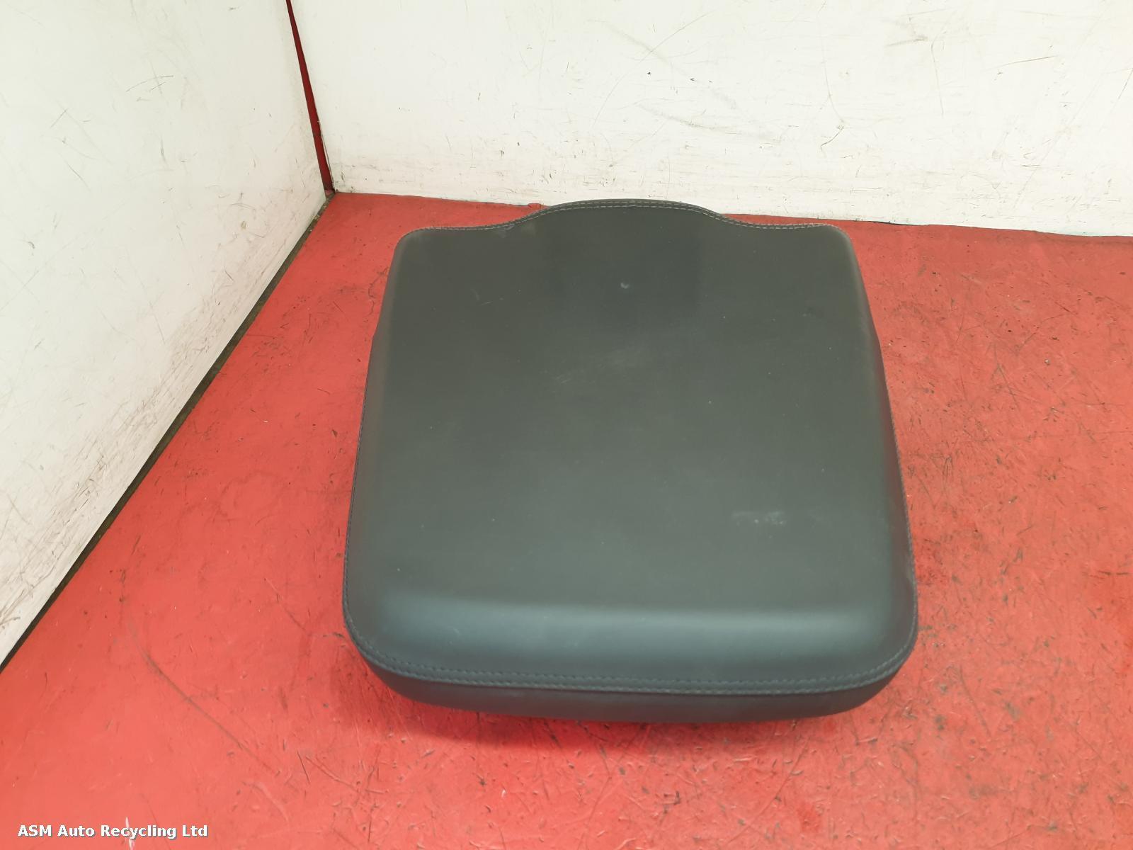 View Auto part 2nd Seat (Rear Seat) Triumph Explorer 2012