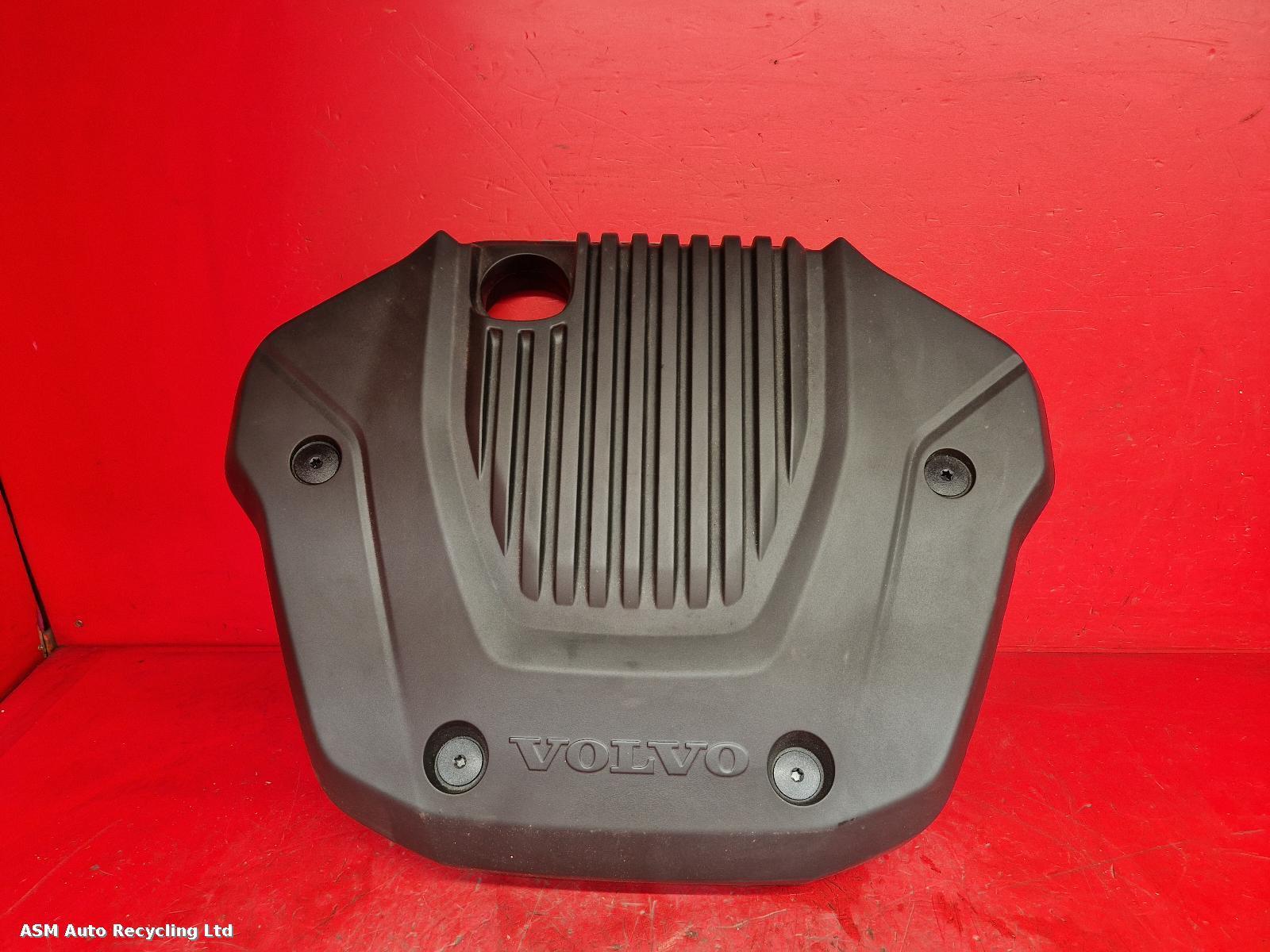 View Auto part Engine Cover Volvo Xc40 2023