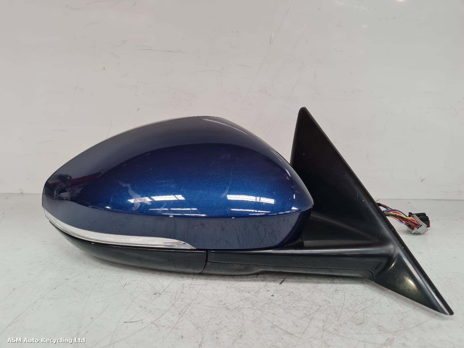 View Auto part R Door Mirror Jaguar F Type 2021
