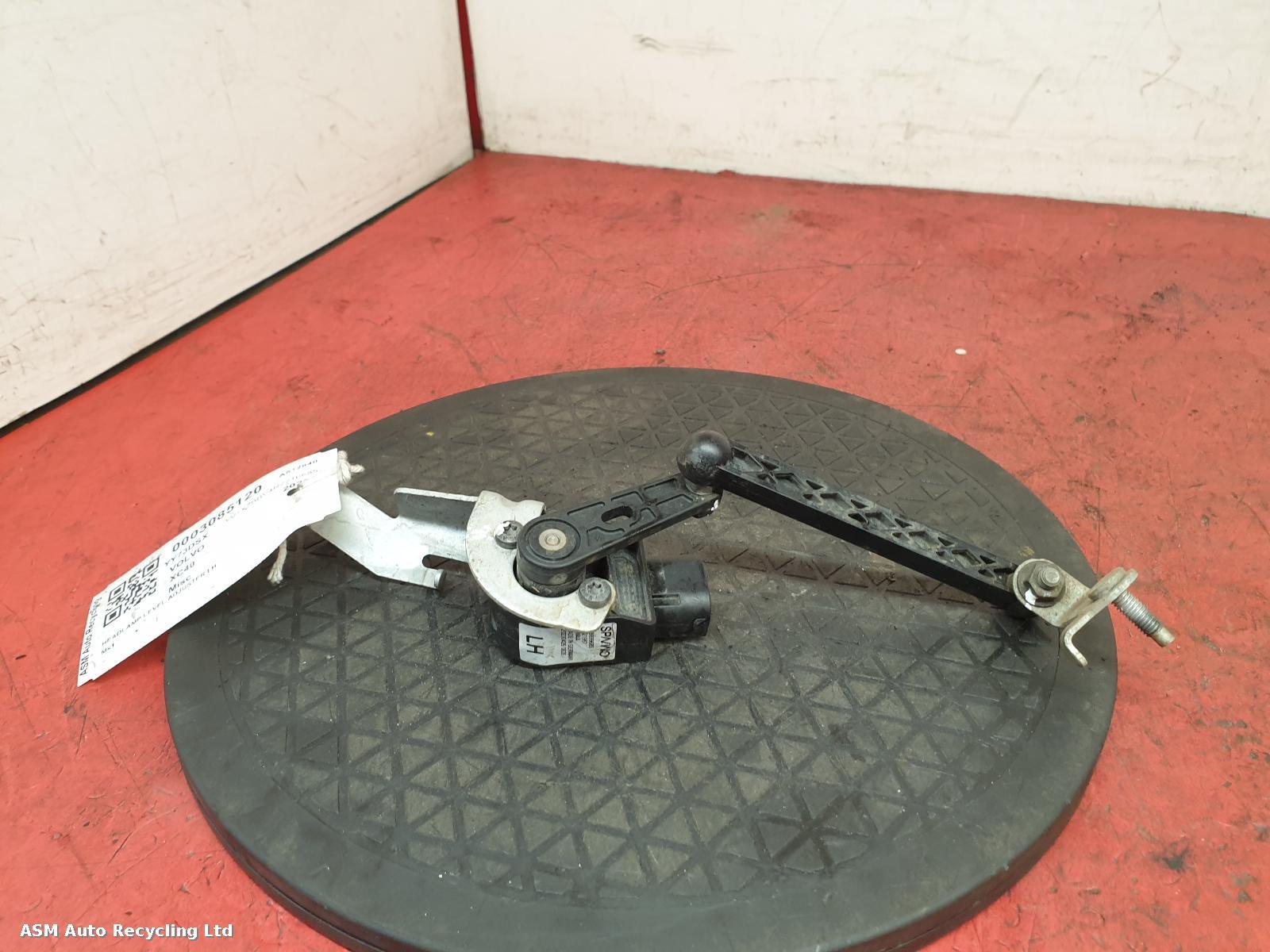 View Auto part Misc Volvo Xc40 2023